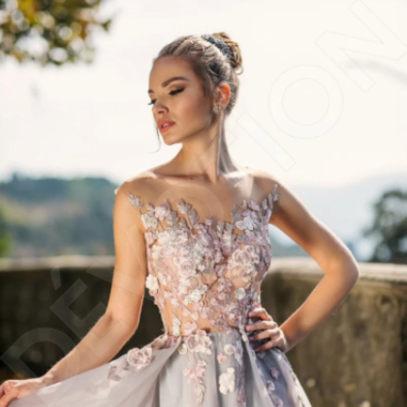 高品質！ ウエディングドレス ブルーグレー ソフトチュール 3D立体  