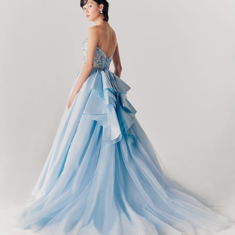 ロングドレス 薄青 軽くて快適 さっぱりしている ベアトップ 高品質  