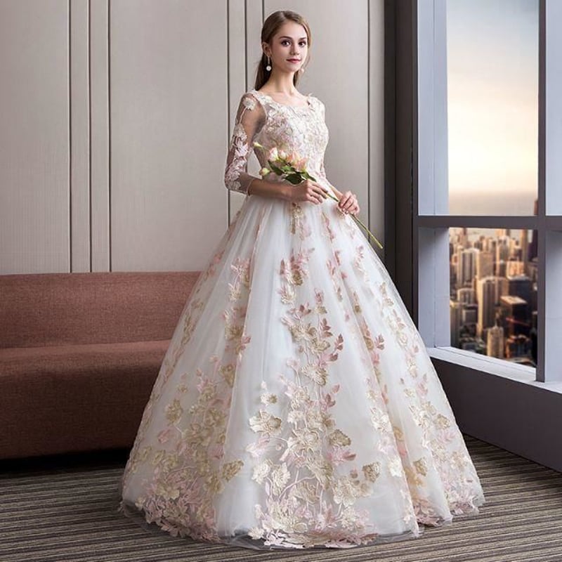 ピンク×ホワイト 素敵なウエディングドレス・カラードレス 結婚式