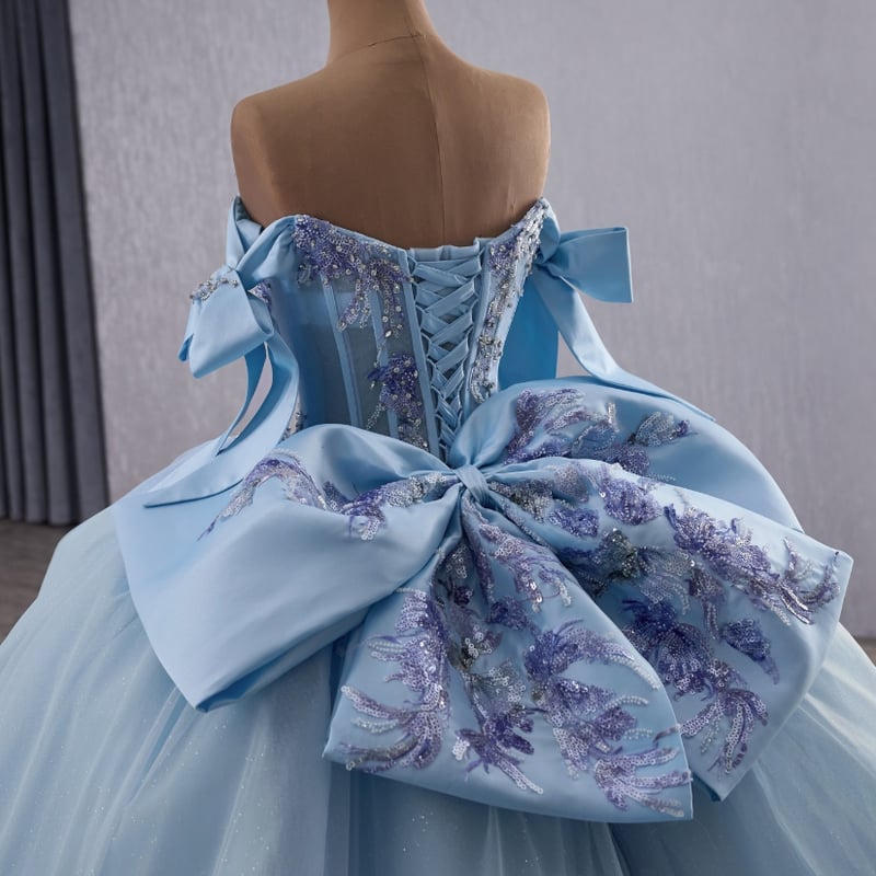 【韓国風】オフショル ウェディングドレス✨グリッター×リボン／美品 韓国風】オフショル ウェディングドレス✨グリッター×リボン／美品