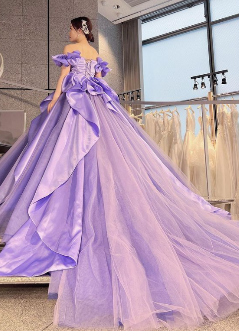 素敵なカラードレス オフショルダー パープル/紫 ソフトチュール 花嫁