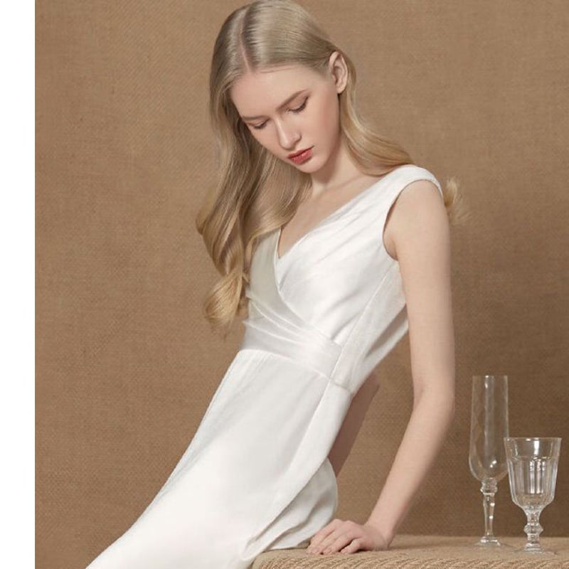 上品！ ウエディングドレス ホワイト 深Vネック タンクトップ  