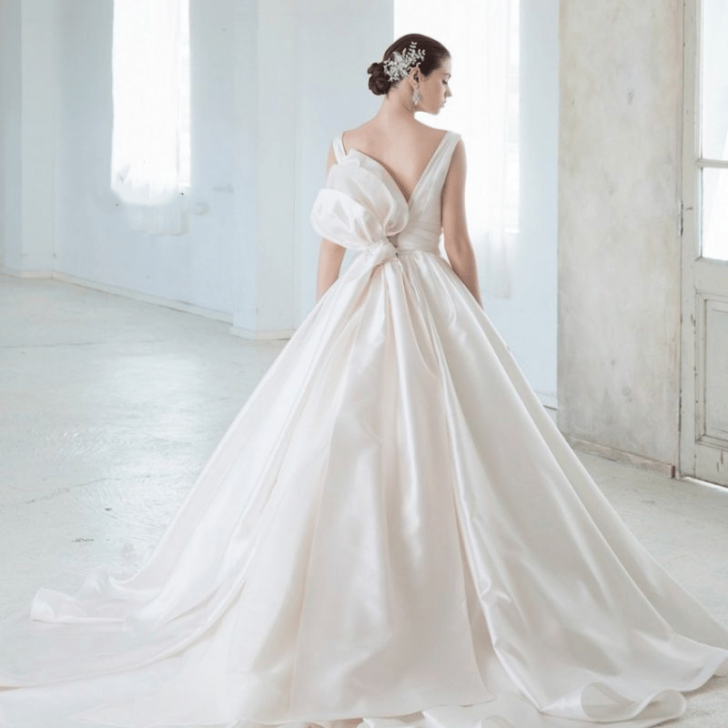 エレガントなホワイトウェディングドレス 人気ドレスショップ発！ 新・エレガントドレス 8 Styles