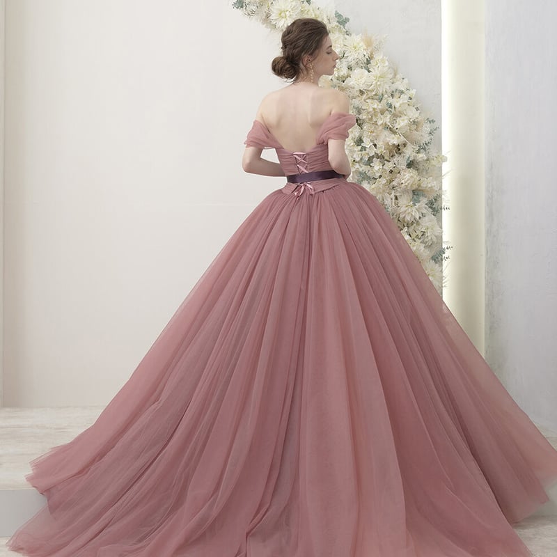 カラードレス ピンク 取り外しオフショルダー 柔らかく重ねたチュール  