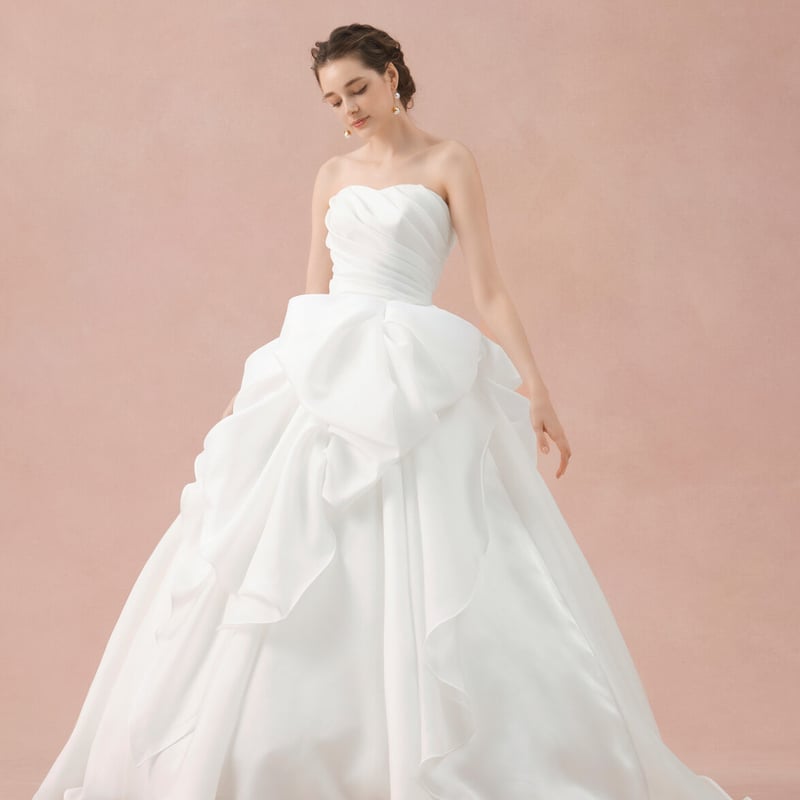 ウエディングドレス ベアトップ ふんわりシフォン トレーン/ロング  