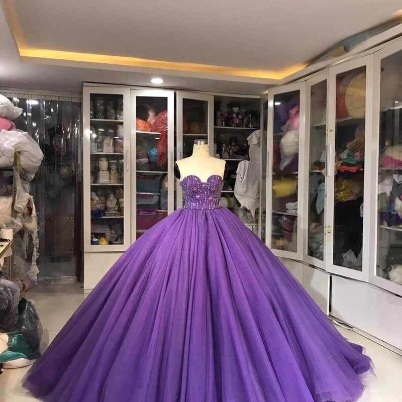 美品！華やか スパンカラードレス 紫 ベアトップ 柔らかく重ねた  