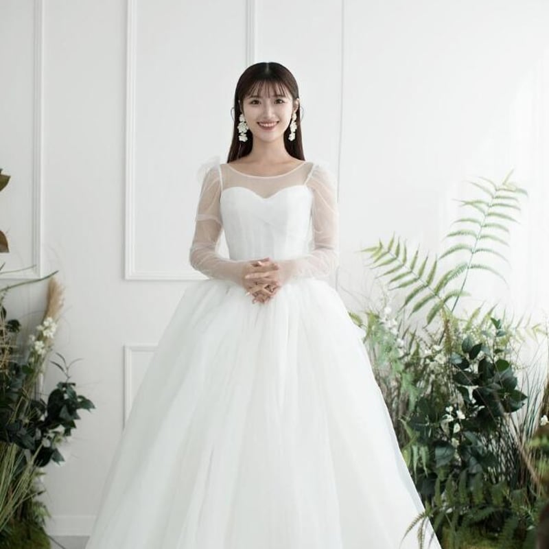 ウェディングドレス ソフトチュール シースルー袖 リボン ブライダル  