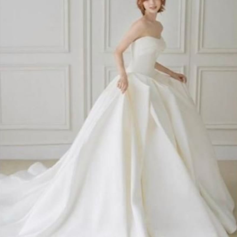 上品！ ウエディングドレス ホワイト ベアトップ ロングトレーン エレ  