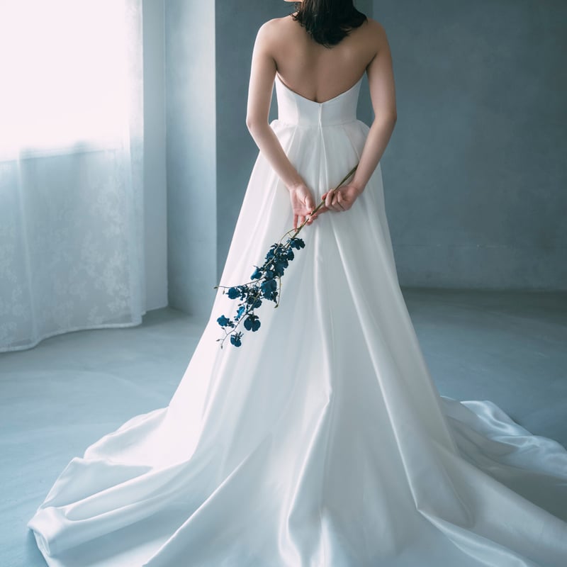 パーティードレス オフホワイト ベアトップ ブライダル 2次会  