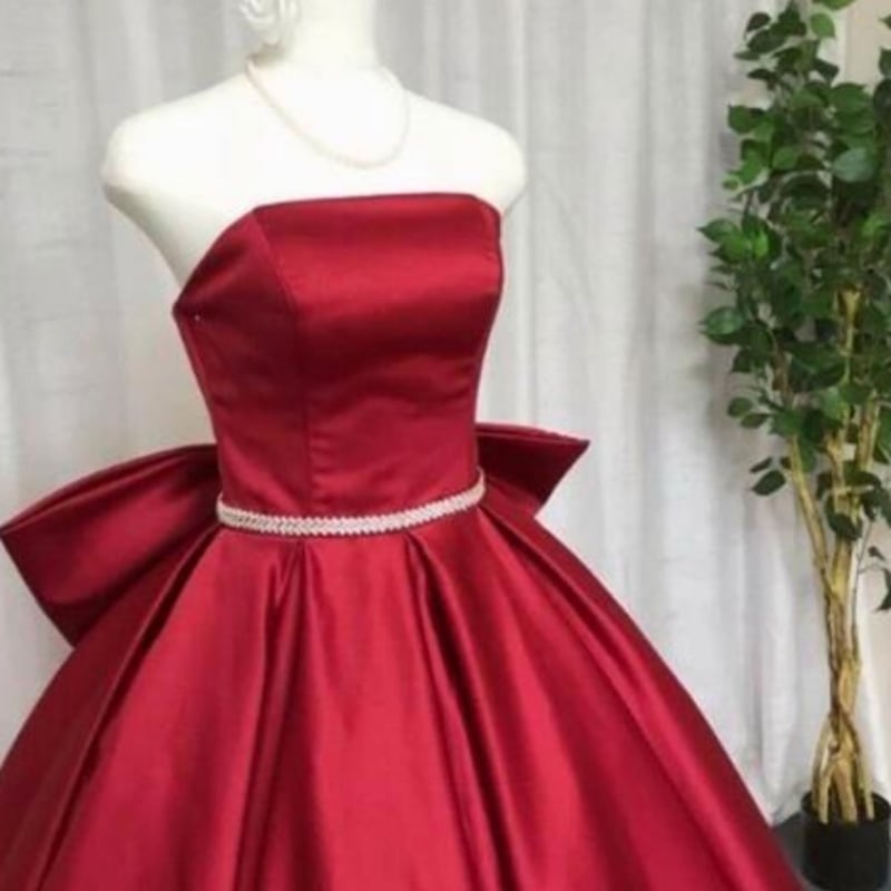 ボルドー色 カラードレス 大きなリボンベアトップ 結婚式 二次会 前  