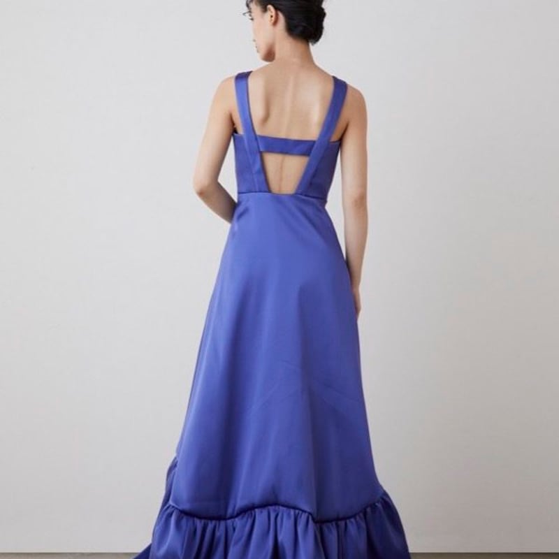 カラードレス 青紫 キャミソール 光沢サテン バックレス 短