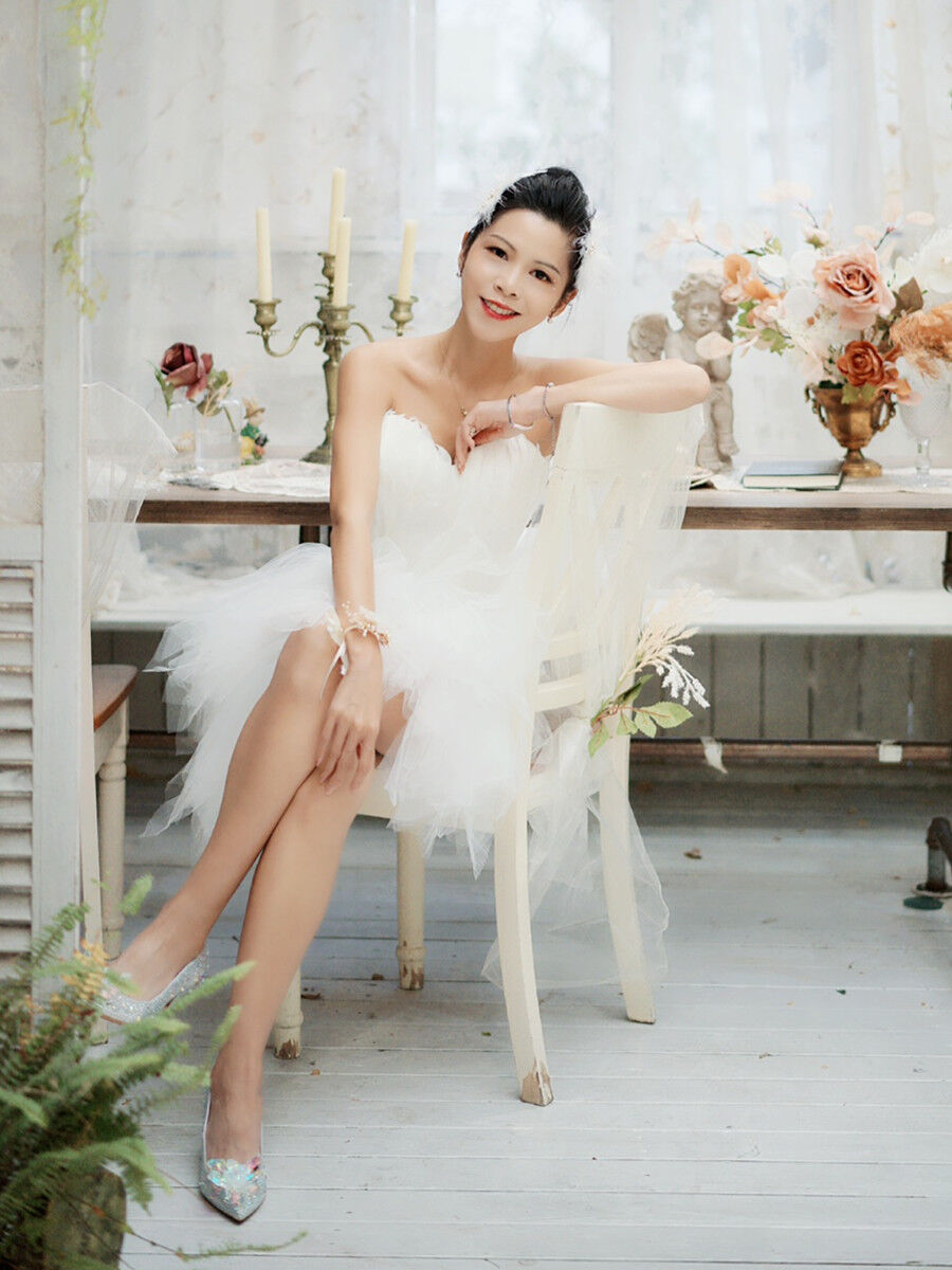 大人気上昇 ベアトップ パーティードレス オフホワイト ソフトチュール  