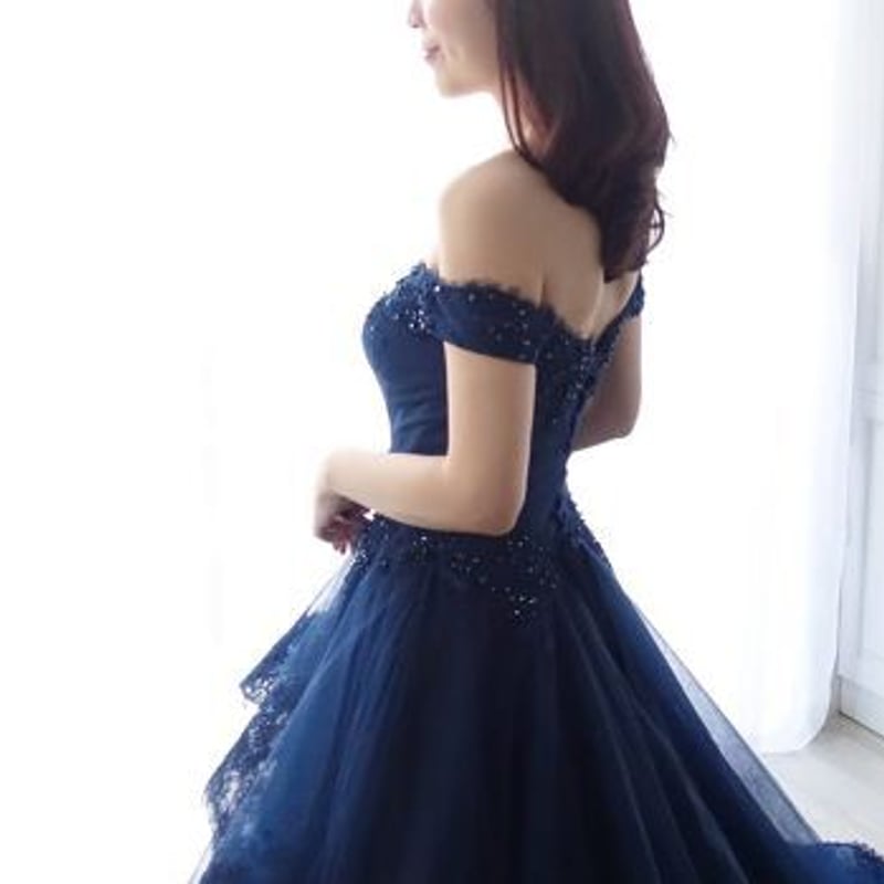 高品質！パーティードレス ネイビー オフショル 華やかなトレーン  