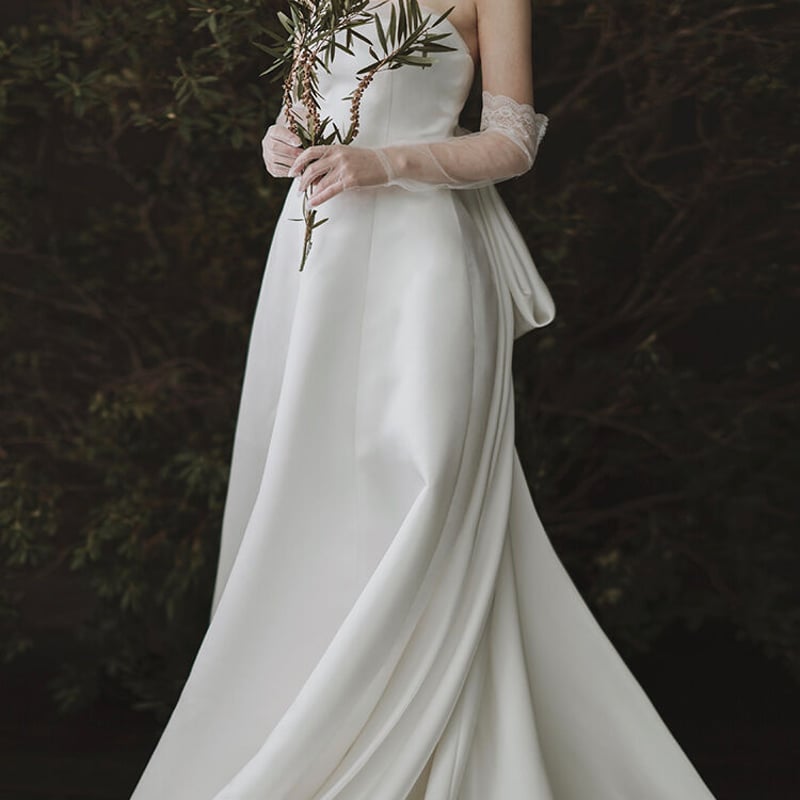 高品質！フランス風ウエディングドレス ホワイト 光沢サテン ベア  