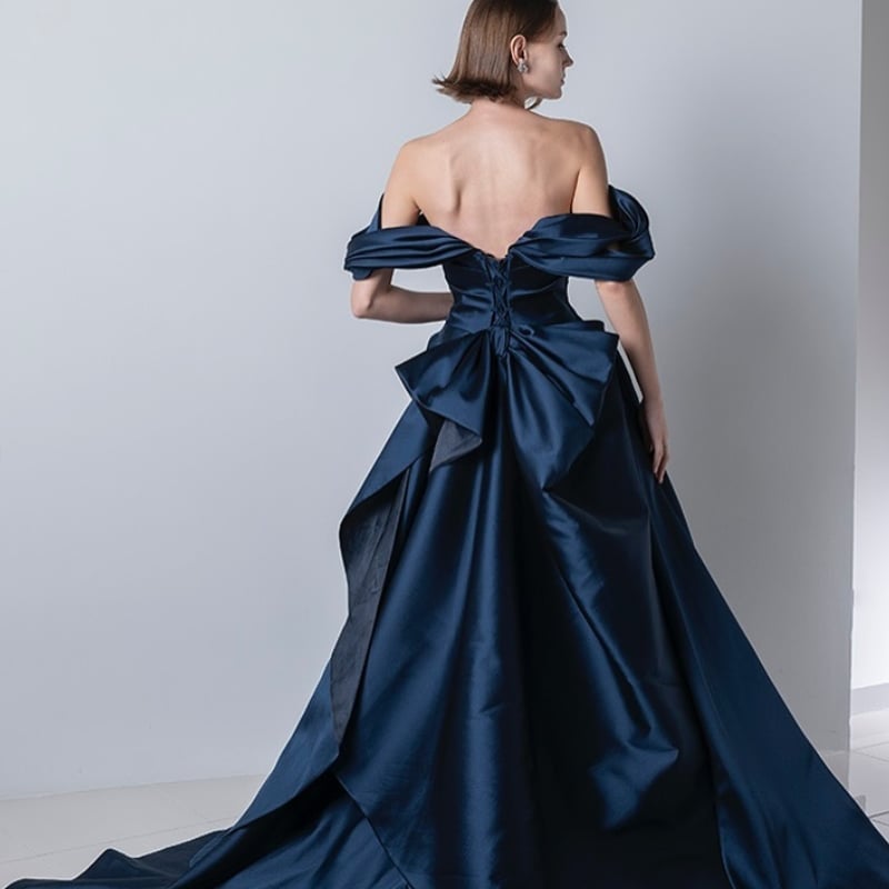 ライトブルー オフショルダー カラードレス[カバン付] 楽天市場】ウェディングドレス ブルー カラードレス サテンドレス オフ