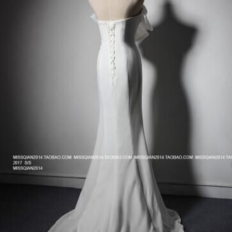 大人気上昇パーティードレス ホワイト ベアトップ リボン マーメイド  