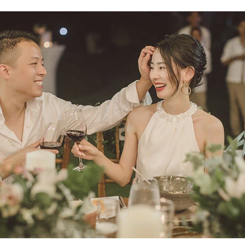 ウエディングドレス ホワイト 光沢サテン ツーピース花嫁