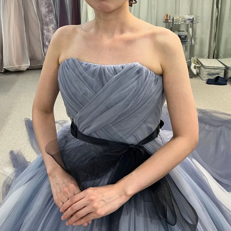 カラードレス 爽やかで優しいブルー ベアトップ 華やか 花嫁  