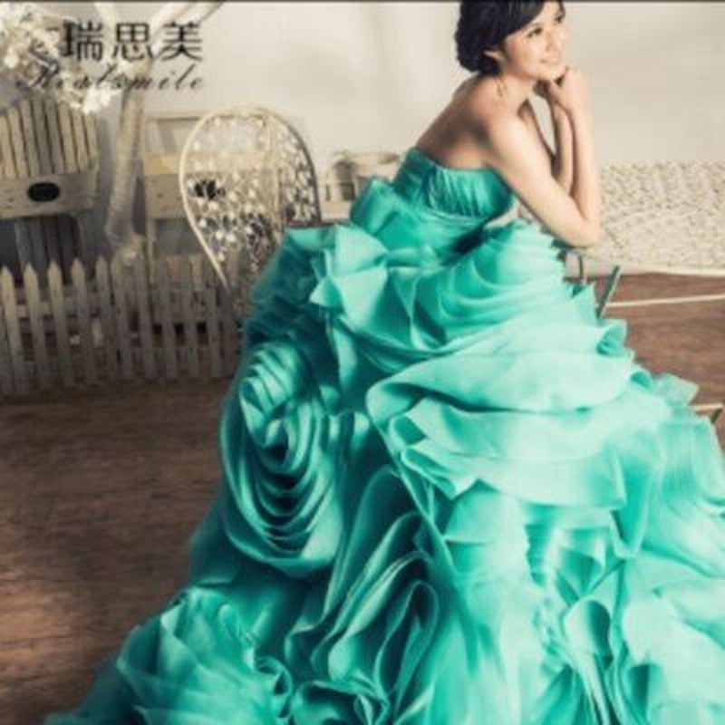 高品質 カラードレス トレーン プリンセスライン 花嫁 /結婚式 ピア  