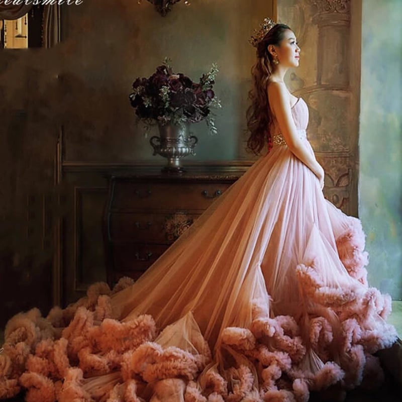 雲の感じ、トレーンウェディングドレス、 上品！ ドレスワンピース結婚  