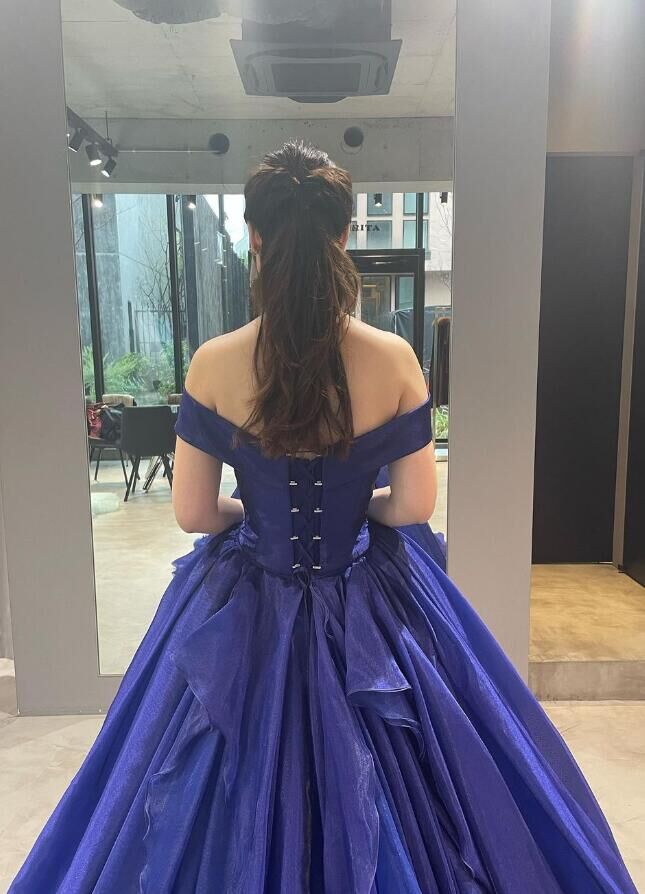 クラシカル カラードレス オフショルダー オーガンジー ブルー 背中  