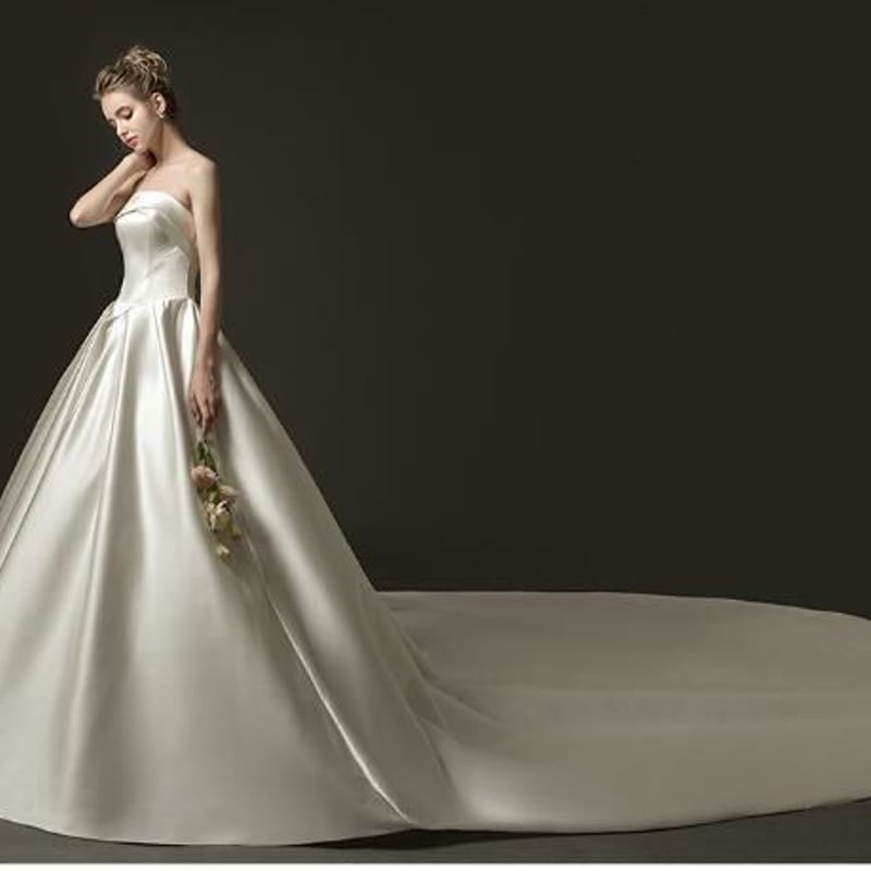 ウエディングドレス ホワイト 光沢サテン ベアトップ ロングトレーン  