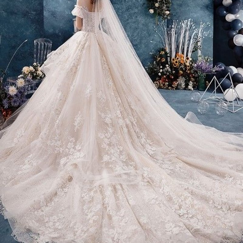 ウエディングドレス ホワイト 上質オーガンジー 深Vネックド ロング  