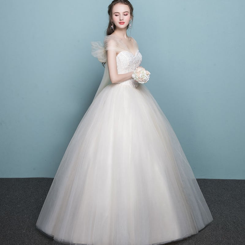 格安！ 軽くて上品なウエディングドレス 披露宴 発表会 女子会 お食事