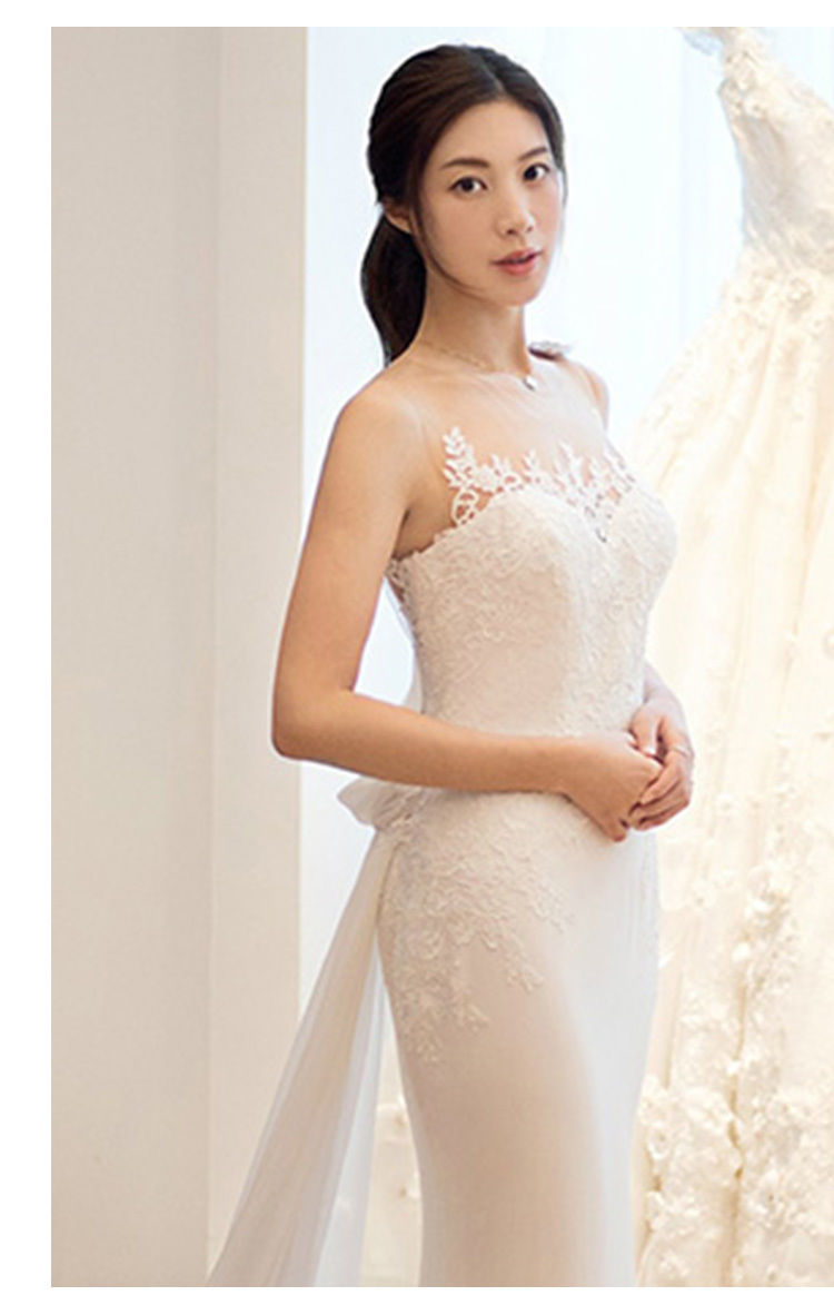 ホワイト レース サテン ウェディングドレス 楽天市場】ウェディングドレス Aライン☆A052☆光沢サテン