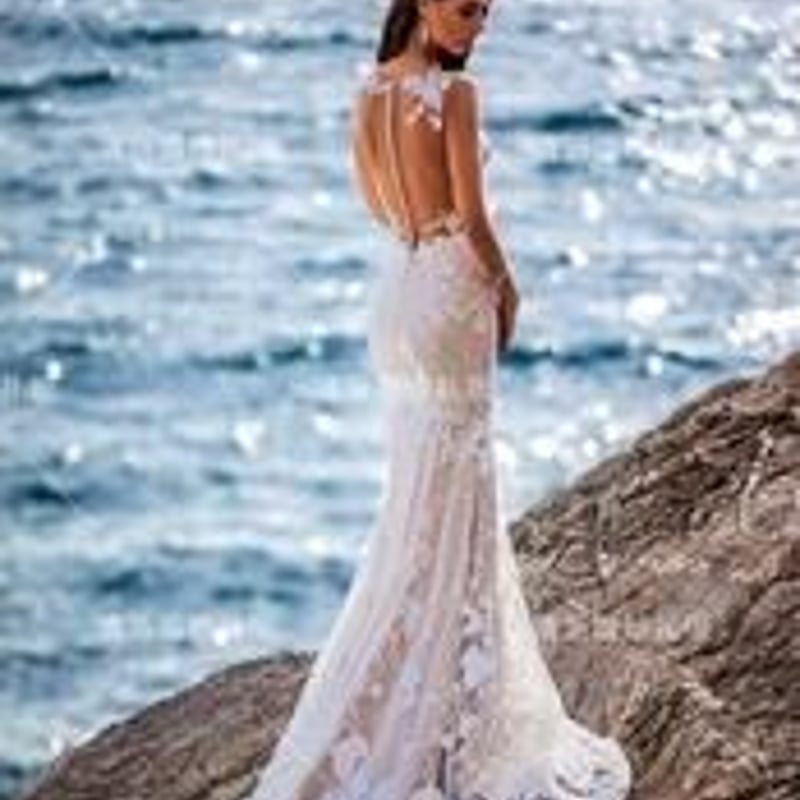 高品質！ウエディングドレス 前撮り ベージュ 背中見せ 2次会