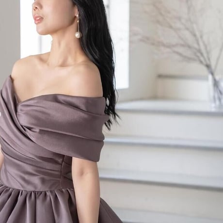 豪華！  オフショルダー    ファスナー   紫青  スリット  華奢   ハンドメイド  披露宴/	結婚式