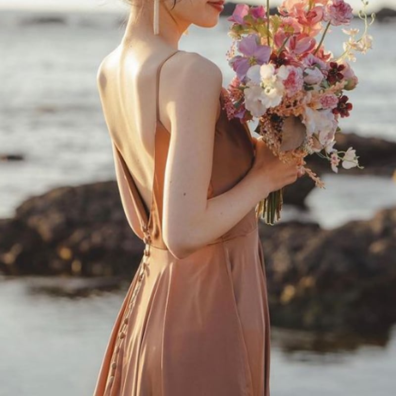 エレガント カラードレス キャミソール シャンパン色 背中見せ  