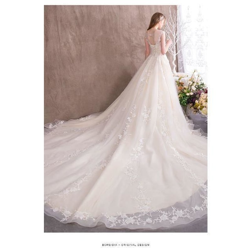 優雅シャンパン色 ウエディングドレス ロングトレーン お姫様風