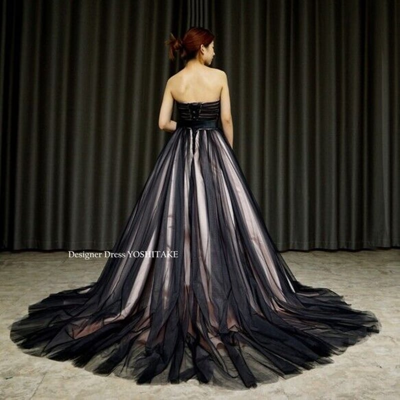 黒 ベアトップ 華やかなトレーン. パーティードレス お色直し.演奏会  