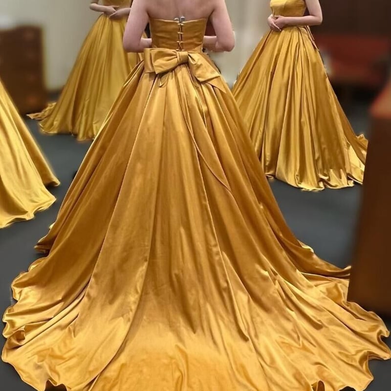 パーティードレス イエロー ベアトップ ふっくら柔らかなバックリボン  