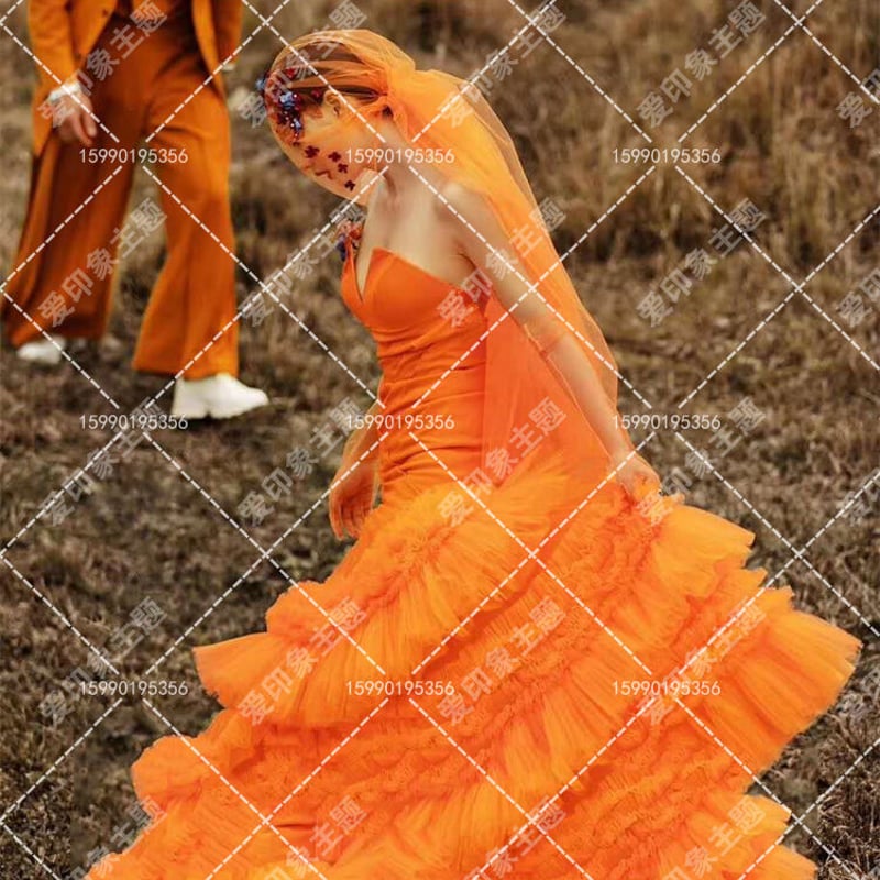 豪華！ベアトップ カラードレス オレンジ マーメイドライン 挙式 前  