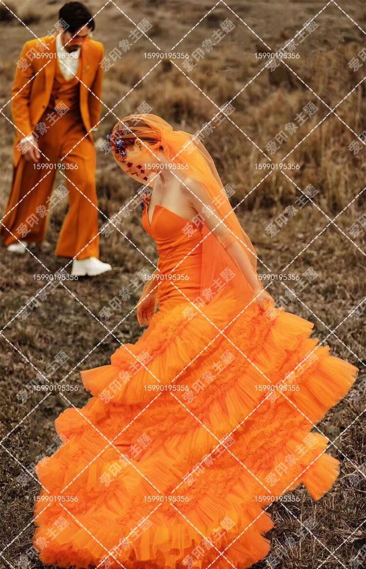 豪華！ベアトップ カラードレス オレンジ マーメイドライン 挙式 前  