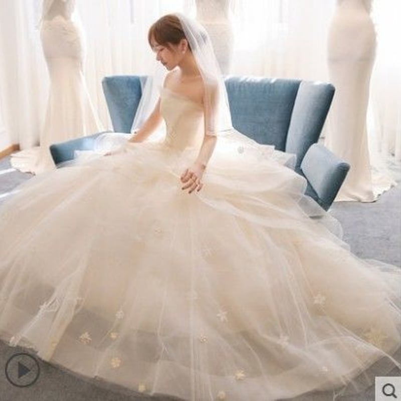 豪華さ、お花のチュールウェディングドレス ドレスワンピース結婚式 