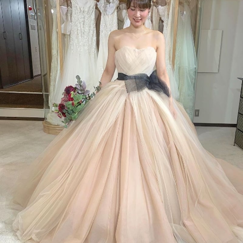 美品 カラードレス アンズの色 プリンセスライン ベアトップ  