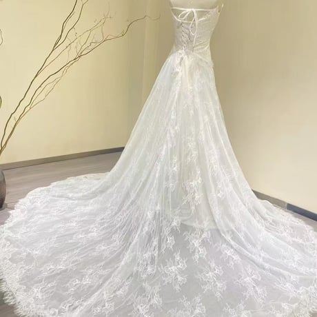 ウエディングドレス   ホワイト    ベアトップ   贅沢な総レース    華やかなトレーン  取り外し袖  結婚式  前撮り