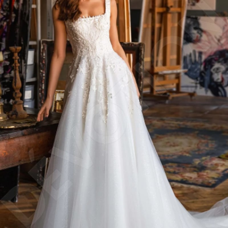 美品！ ウエディングドレス ソフトチュール リーフ刺繍 キャミソール  