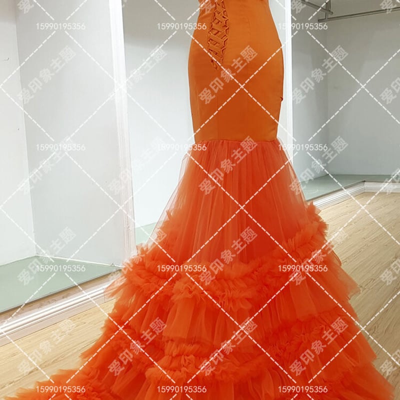 豪華！ベアトップ カラードレス オレンジ マーメイドライン 挙式 前  