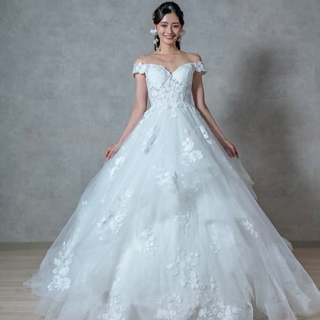 ウエディングドレス   オフホワイト   オフショルダー   キラキラグリッターチュール   ファスナー   華やかなトレーン  結婚式