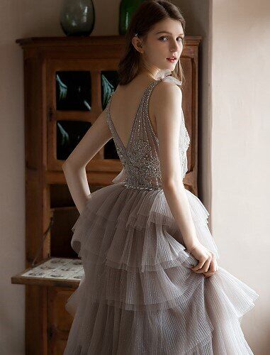 高品質 セクシー 深Vネック パーティードレス 高級グレー ハンドビー  