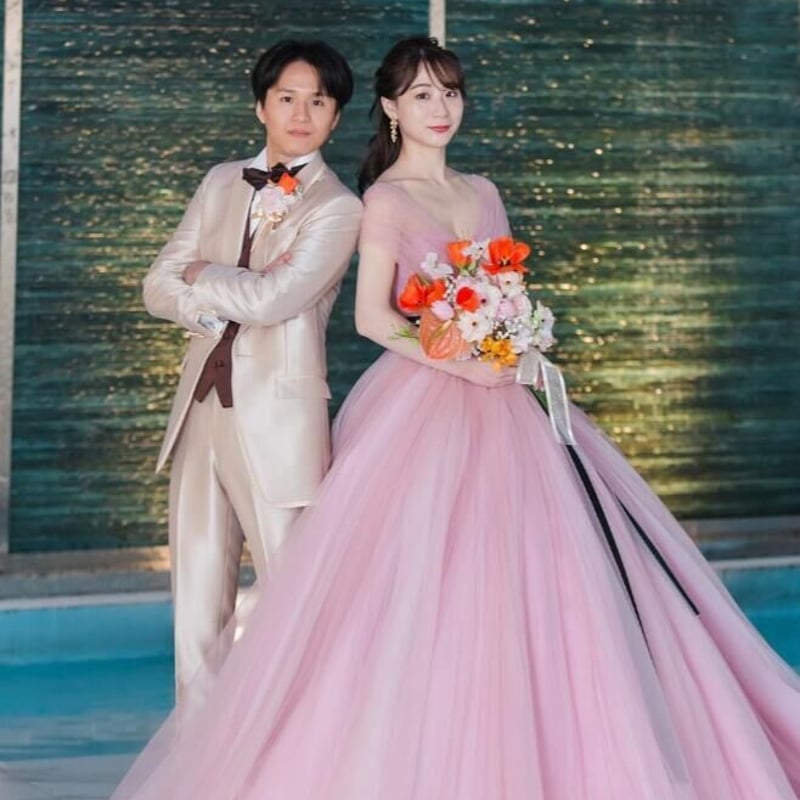 カラードレス 薄桃色 サッシュベルト オンショルダードレス 華やかな  