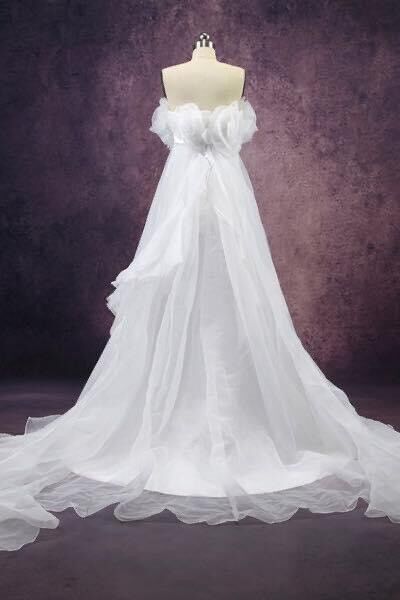 花嫁さん 薔薇 エンパイア ウエディングドレス 妊婦さん 可愛い 花嫁さん 薔薇 エンパイア ウエディングドレス 妊婦さん 可愛い