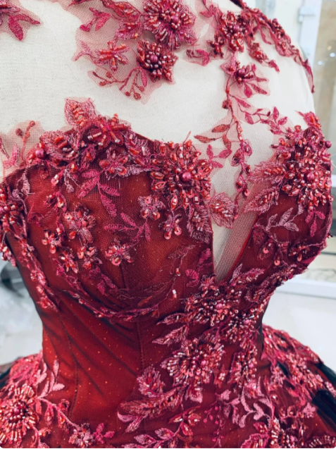 豪華！ カラードレス 赤 ソフトチュール 3D立体レース刺繍 プリンセス