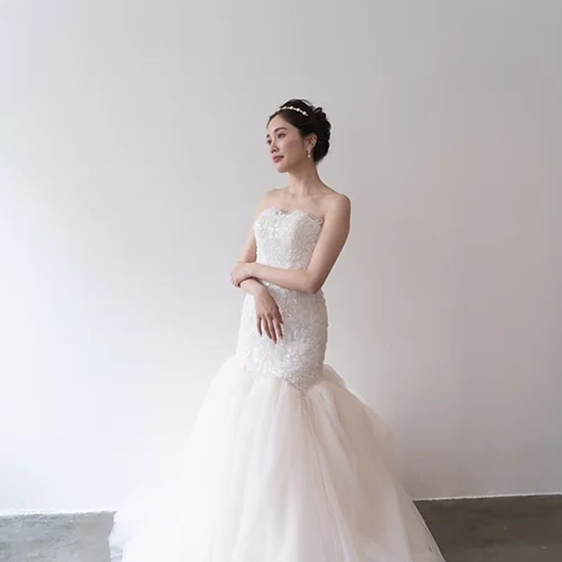 マーメイド キラキラ光る刺繍 ベアトップ 編み上げ チュールスカート  