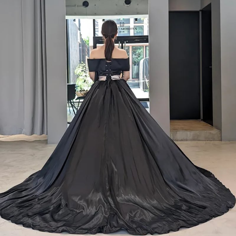 カラードレス ブラック オフショルダー 色直し 編み上げ 光沢サ カラードレス ブラック オフショルダー 色直し 編み上げ 光沢サ