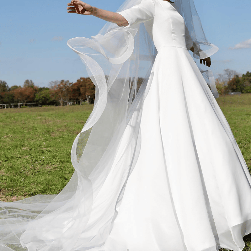 ウエディングドレス 半袖 デザイン感： ふんわりシフォン ミニトレーン  